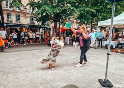 Démo de Dog Dancing au forum des animaux en ville (Paris 17e)