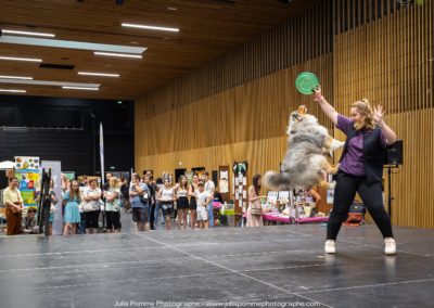 Démo de Dog Dancing au salon des Ani’Meaux